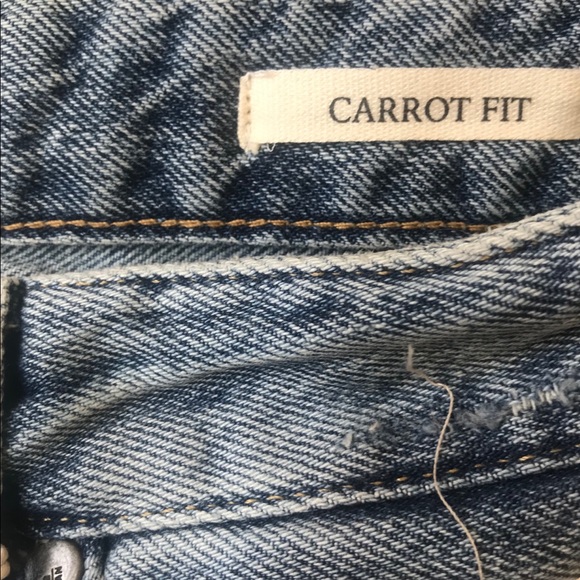 NWT distressed side zippers carrot fit size 30 men - Picture 8 of 9